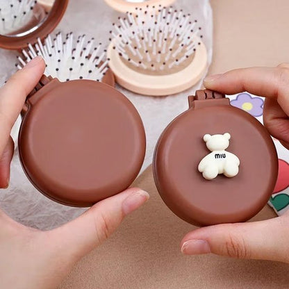 Brosse à cheveux fermer dans la main