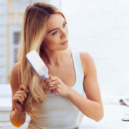 brosse a cheveux demelante blonde