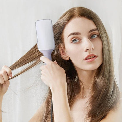 brosse a cheveux demelante fille brune