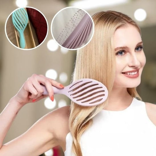 Brosse à cheveux blonde coiffure
