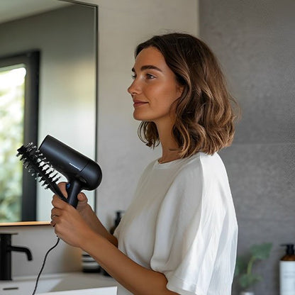 Brosse cheveux bouclés fille avec séchoire