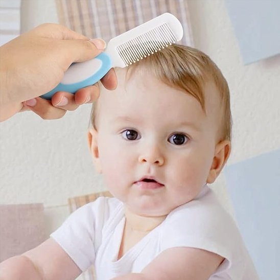 Brosse cheveux pour bebe blond 