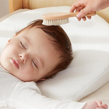 Brosse cheveux pour bebe dort paisiblement
