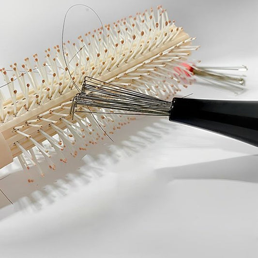Brosse de nettoyage enlève les cheveux